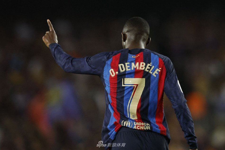 接受采访时 接受采访时