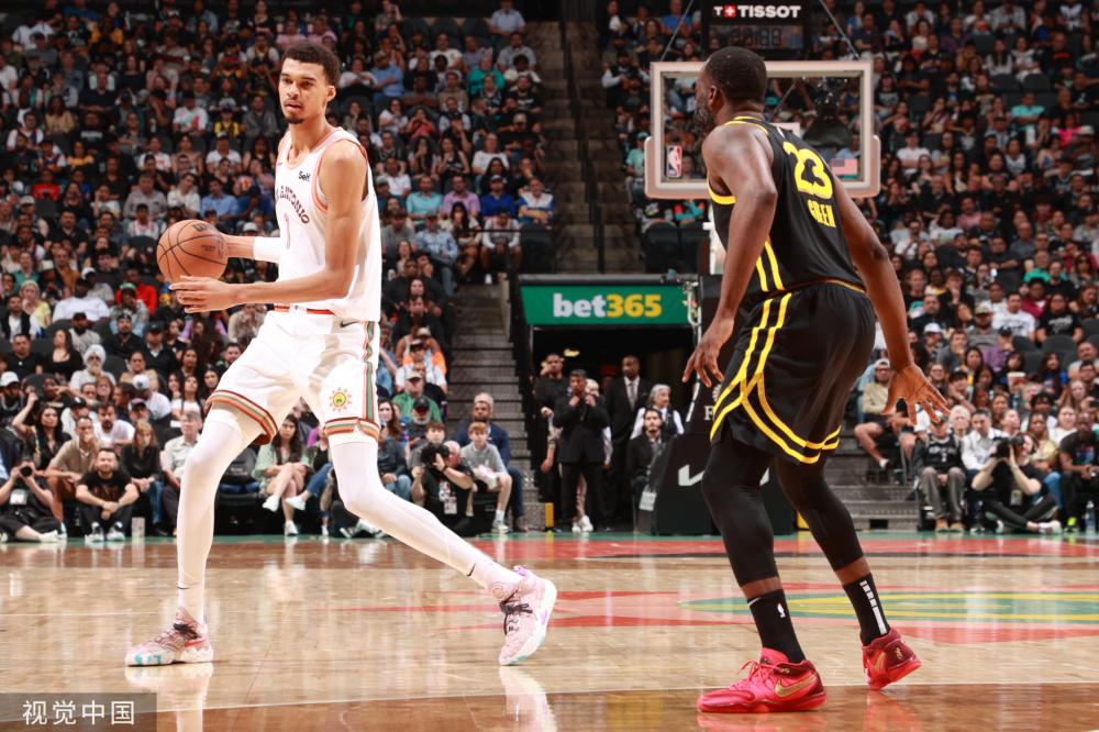 在联盟中占 在联盟中占